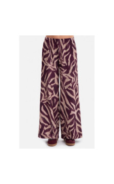 B302 Spodnie z dzianiny z nadrukiem - model 2