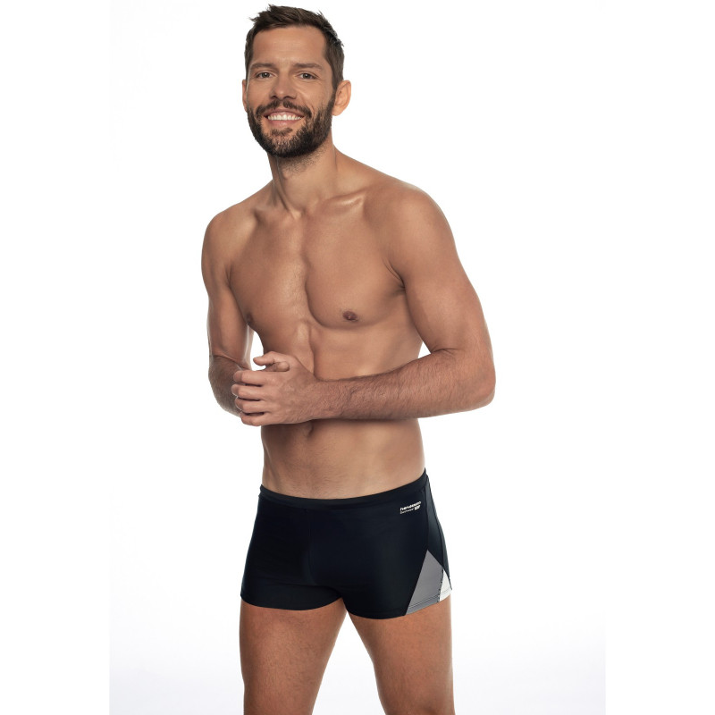 Henderson ujumistrikood