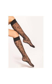 Gatta sokid põlvini