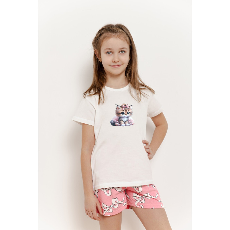 Taro tüdrukule pidžaamad