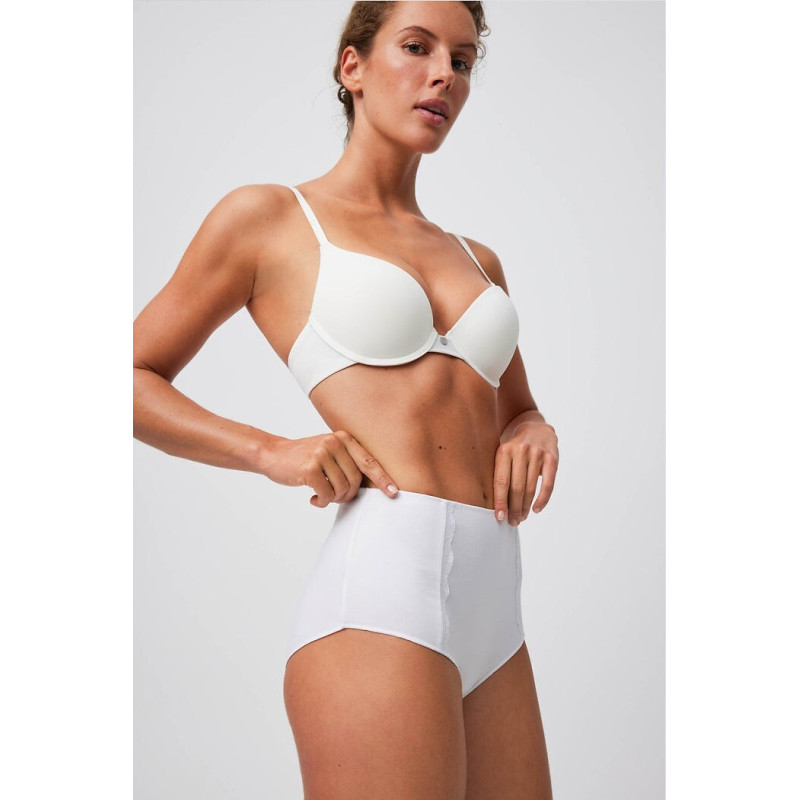 Ysabel Mora aluspüksid