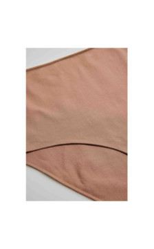 Ysabel Mora aluspüksid