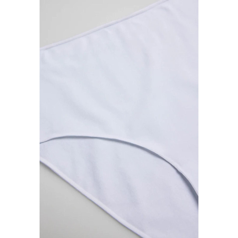 Ysabel Mora aluspüksid