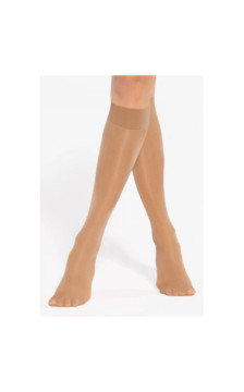 Gatta sokid põlvini