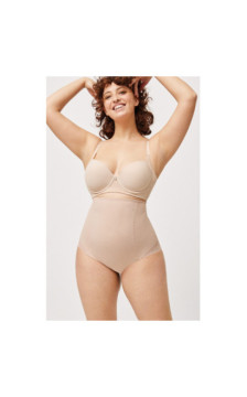 Ysabel Mora salenemist aluspüksid