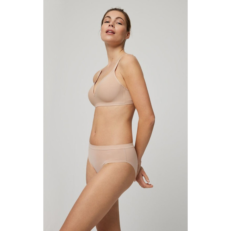 Ysabel Mora aluspüksid