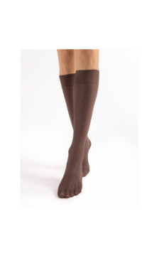 Fiore sokid põlvini