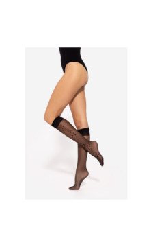 Gatta sokid põlvini