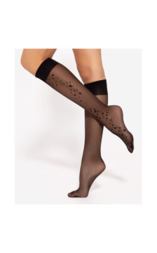 Gatta sokid põlvini