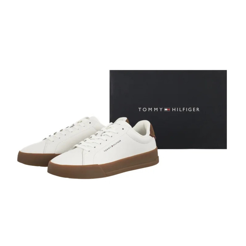 Tommy Hilfiger TH Court Lth Detail Ess Ecru/Regatta Red FM0FM05367 0LF (TH1219-e) spordijalatsid