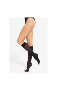 Gatta sokid põlvini