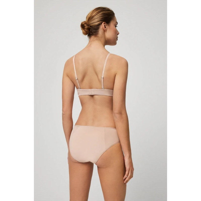 Ysabel Mora aluspüksid