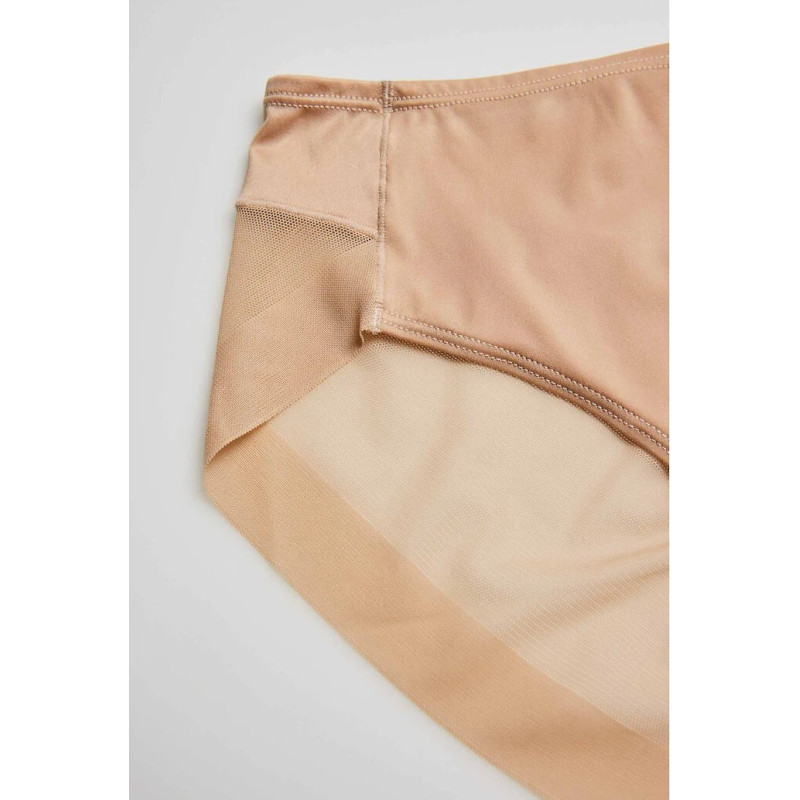 Ysabel Mora aluspüksid