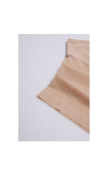 Ysabel Mora salenemist aluspüksid