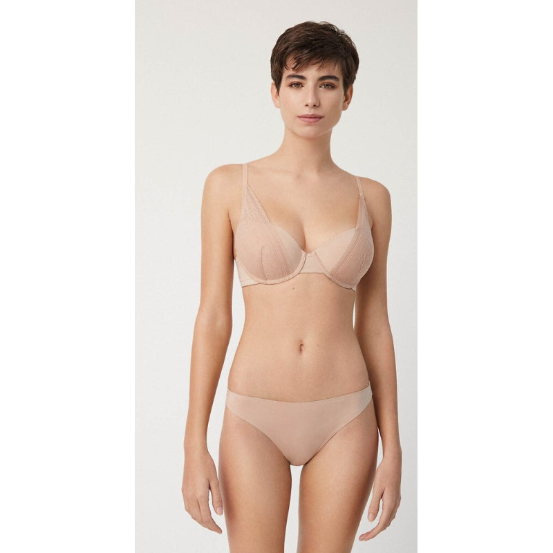 Ysabel Mora aluspüksid