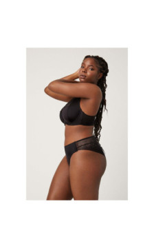 Ysabel Mora aluspüksid