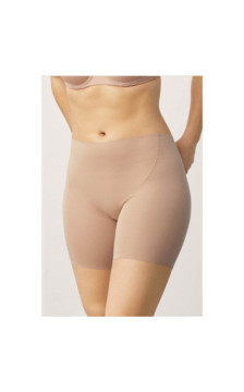 Ysabel Mora pikad aluspüksid