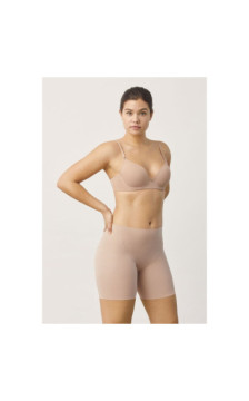 Ysabel Mora pikad aluspüksid