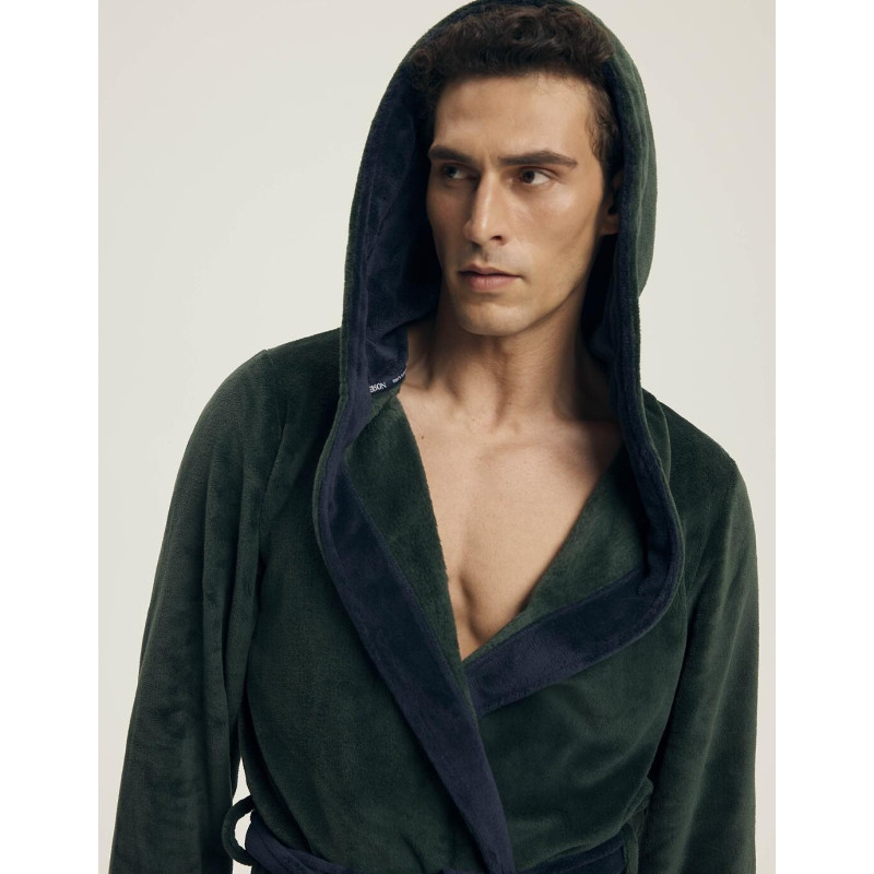 Henderson hommikumantel