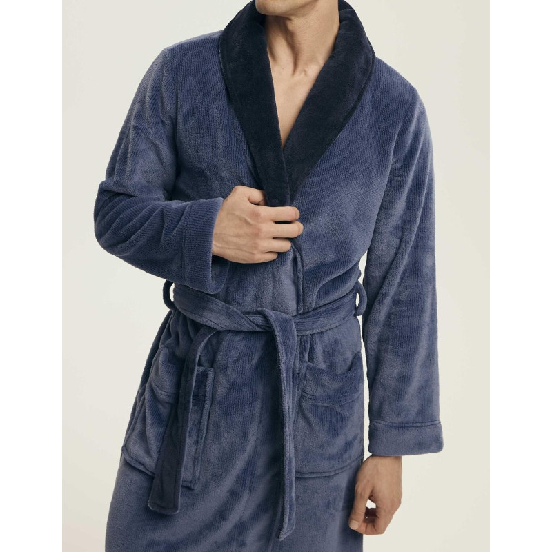 Henderson hommikumantel