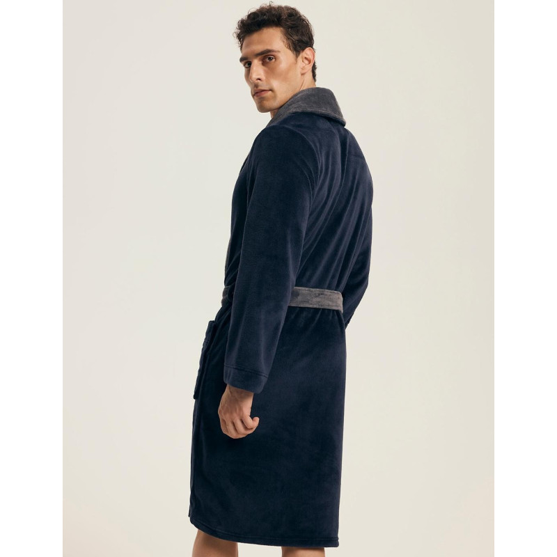 Henderson hommikumantel