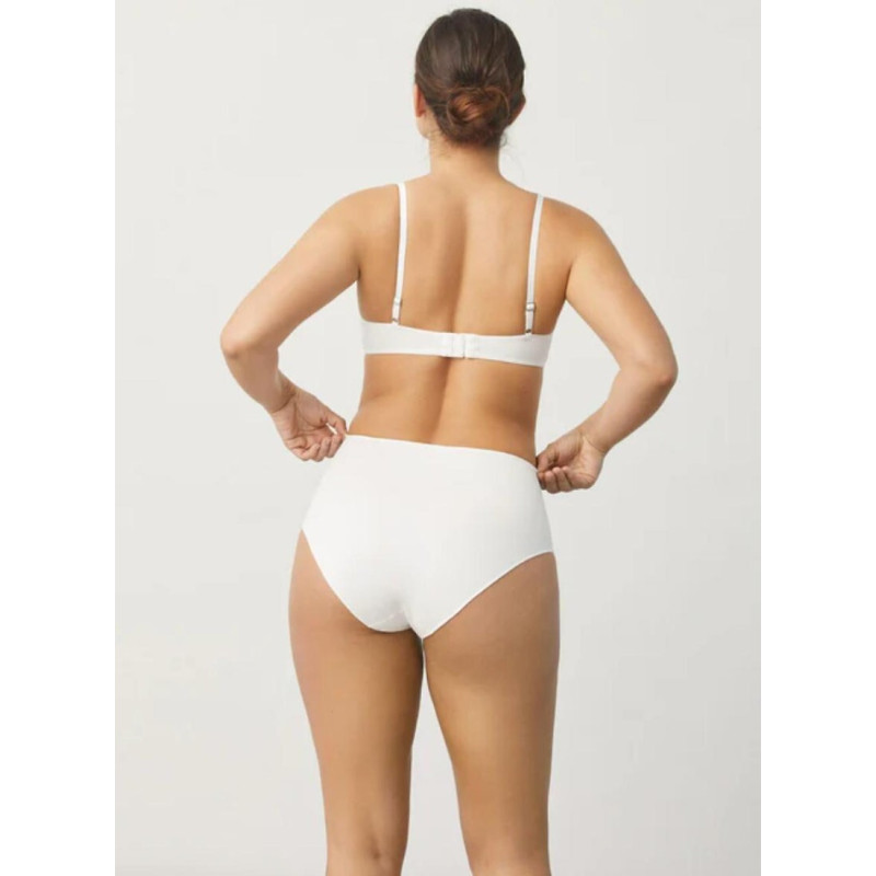 Ysabel Mora aluspüksid