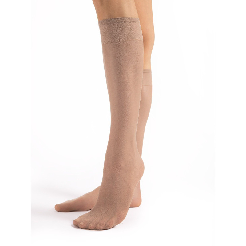 Fiore sokid põlvini