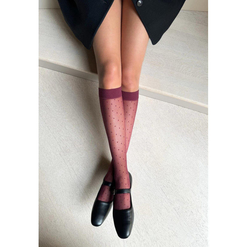 Veneziana sokid põlvini