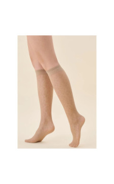 Gabriella sokid põlvini