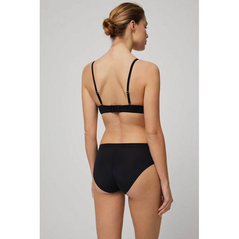 Ysabel Mora aluspüksid